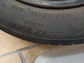 Neumáticos de invierno con llantas