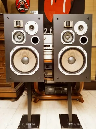 Altavoces Pioneer HPM-70
