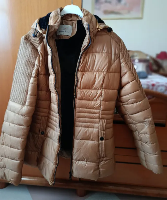 Chaqueta acolchada Andrea L. dorada
