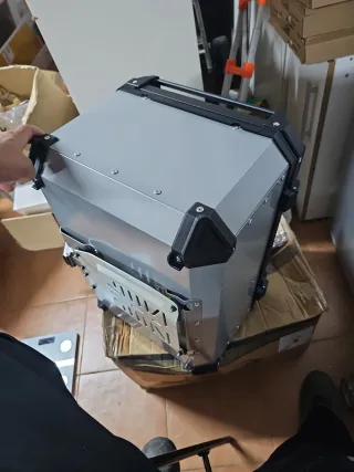 Maleta Baúl Moto Negra Interior Acolchado