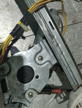 Elevalunas delantero derecho citroen xsara 409261