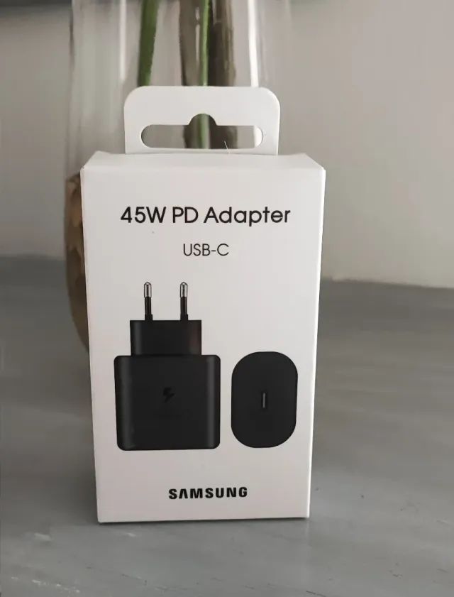 CARICABATTERIE 45W USBC NUOVO E SIGILLATO