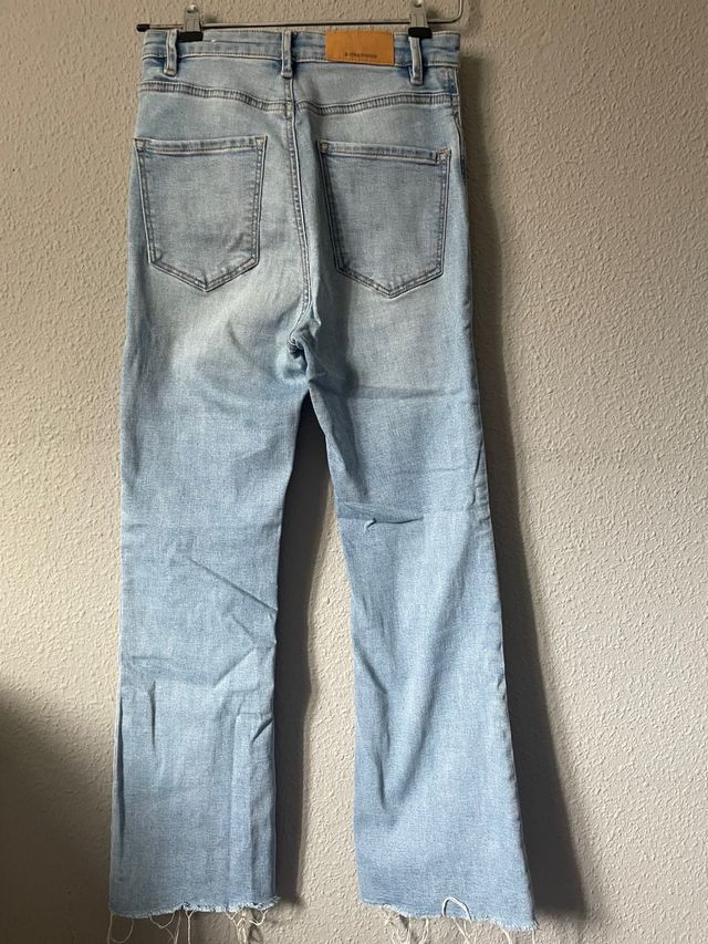 Pantalón vaquero campana azul Talla 36