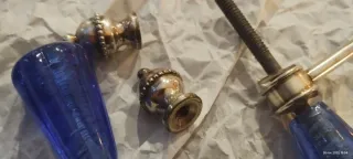 Apribottiglie e cavatappi antichi.