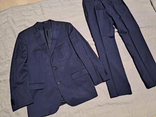 Traje HUGO BOSS 100% lana virgen Como Nuevo CHOLLO