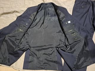 Traje HUGO BOSS 100% lana virgen Como Nuevo CHOLLO