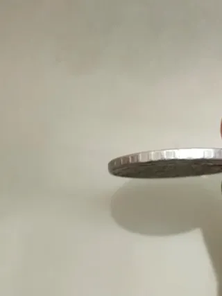 10 céntimos España 1945 error borde