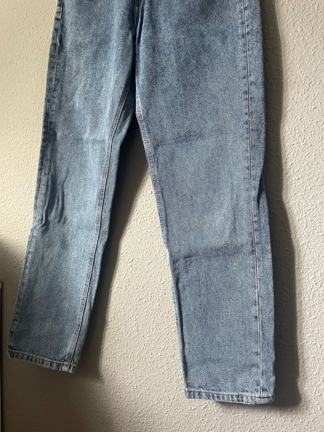 Pantalón vaquero mom azul