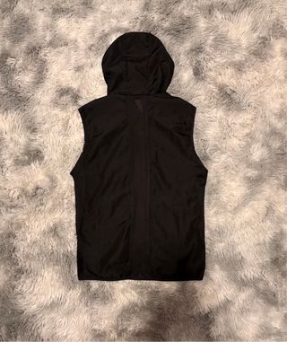 Gilet Kalenji leggero con cappuccio