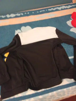 Sudadera Adidas Talla M Negra y Blanca