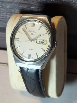 Reloj Seiko 5 Automático Clásico