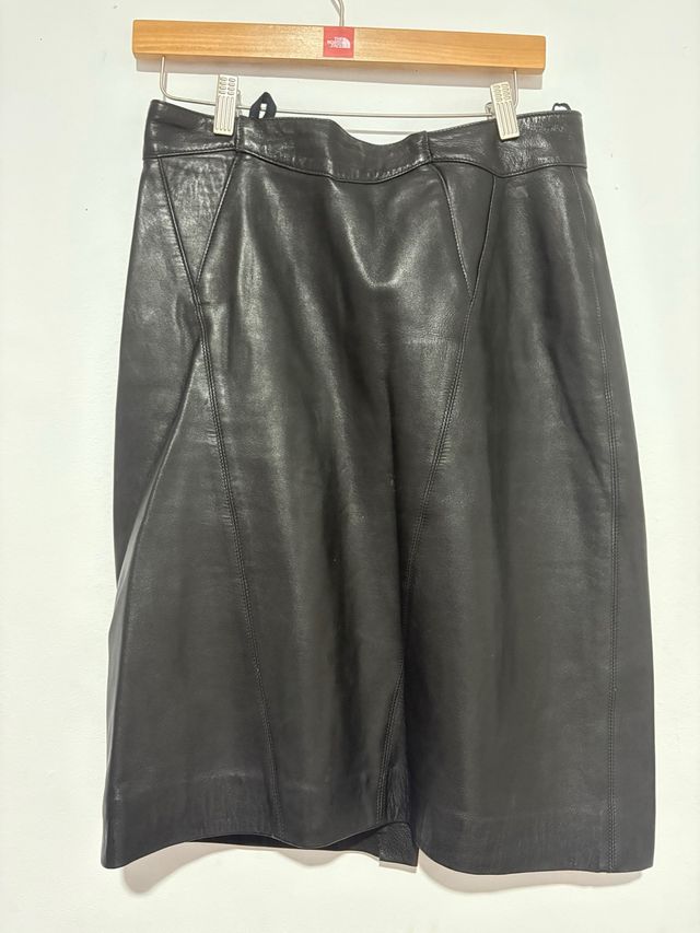 Falda de cuero negra Talla 42