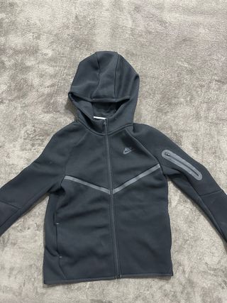 Sudadera Nike Tech Fleece Negra