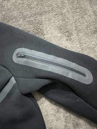 Sudadera Nike Tech Fleece Negra