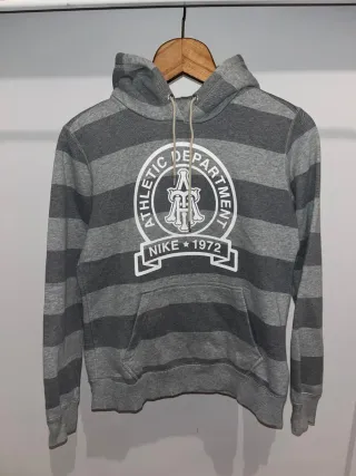 Sudadera Nike Vintage Athletic Dept 1972 Gris