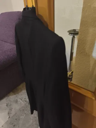 Levita Zara Basic Negra. Mujer juvenil