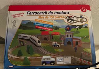 Ferrocarril de madera +100 piezas sin estrenar