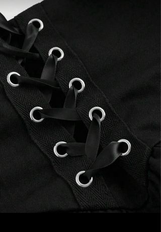 2 Faldas Cortas Pirata Negra y Blanca