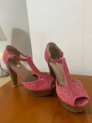 Zapatos tacón plataforma rosas