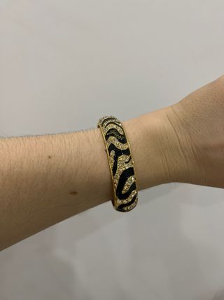 Pulsera Guess Negra y Dorada