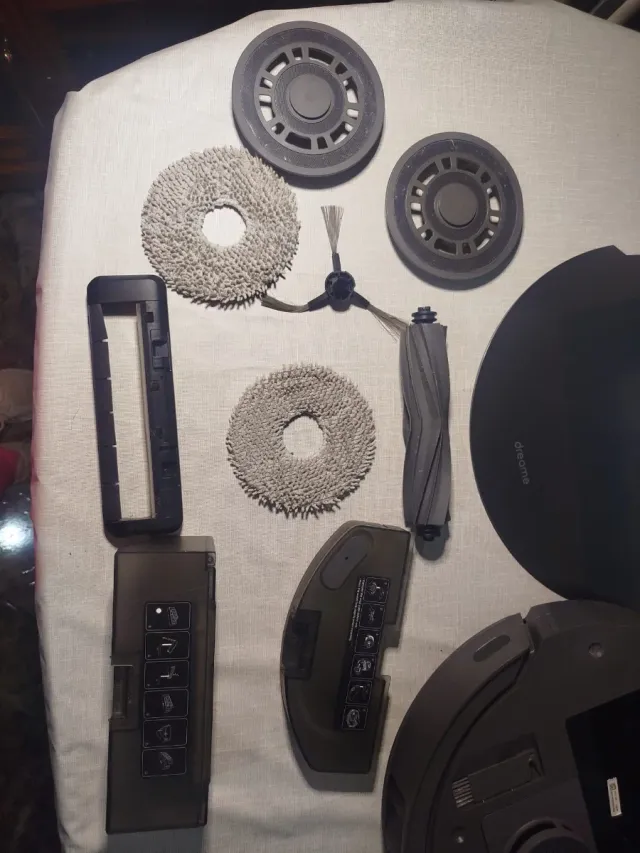 Robot aspirador y friegasuelos DREAM L10s PRO