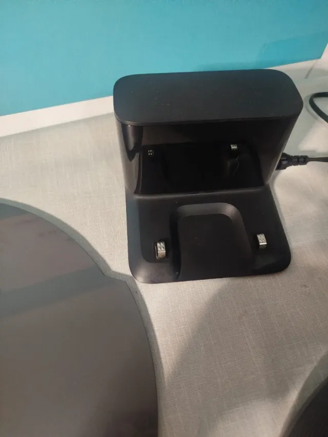 Robot aspirador y friegasuelos DREAM L10s PRO