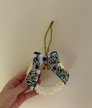 Adorno Navidad Lazos y Cascabel