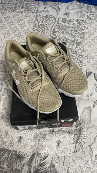 Zapatillas Under Armour Talla 41 Nuevas