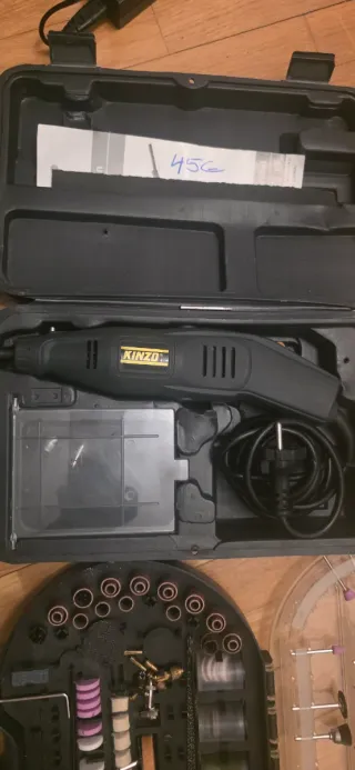 Mini taladro Kinzo con accesorios