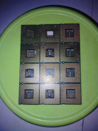 12x vintage intel cpu Pentium D Intel Antiguos