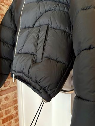 Cazadora acolchada Zara negra Talla XL