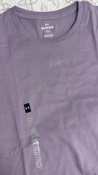 Camiseta Under Armour XS Morada Sin Estrenar