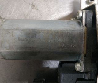 Elevalunas del der opel 0130821988 astra h 404268