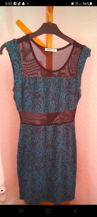 Vestido Sfera verde con transparencias