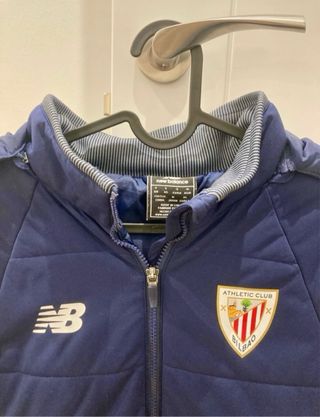 Parka Athletic Club New Balance Talla S