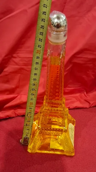 Garrafa Torre Eiffel com Azeite