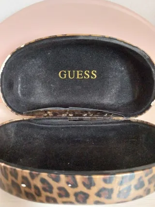 Occhiali da sole Guess Oversize Donna GU7193