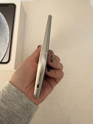 Apple iPhone XR Bianco 64GB Stato Batteria 74%