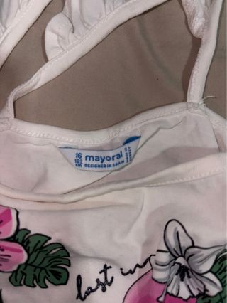 Camisa niña, blanca con volantes y flamenco