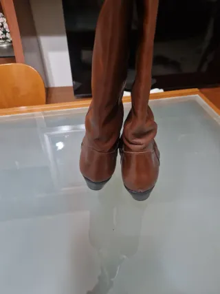 Stivali Alti Marroni in Pelle