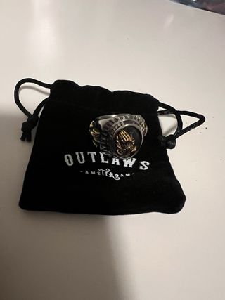 Anillo Outlaws Hail Mary Dorado y Plateado