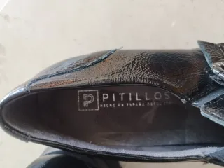 Zapatos Pitillos charol hebilla flecos talla 40 nu
