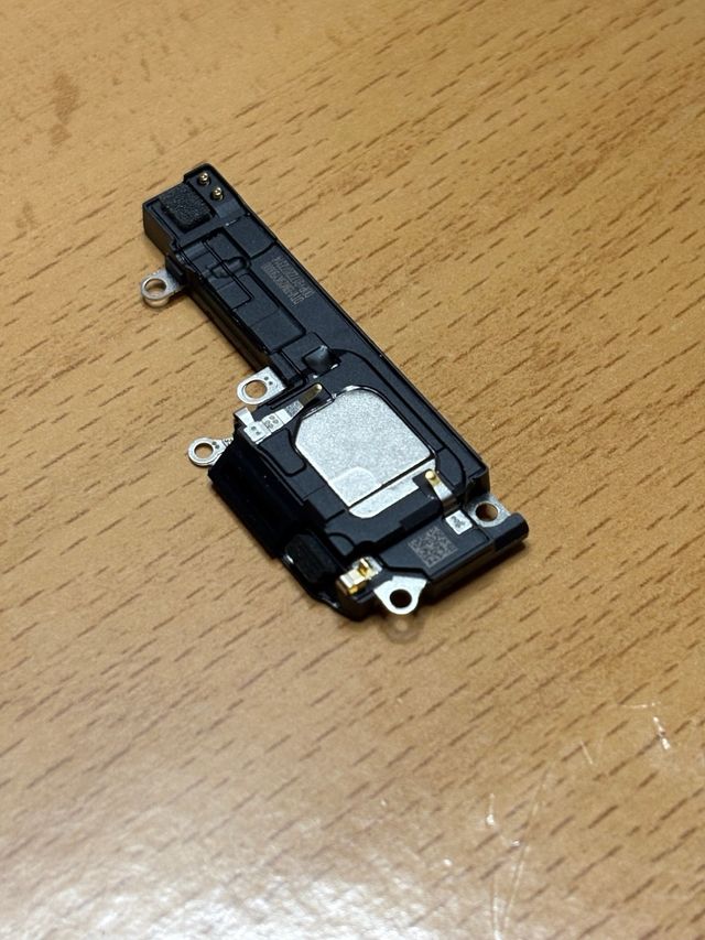 Flex Buzzer iPhone 15