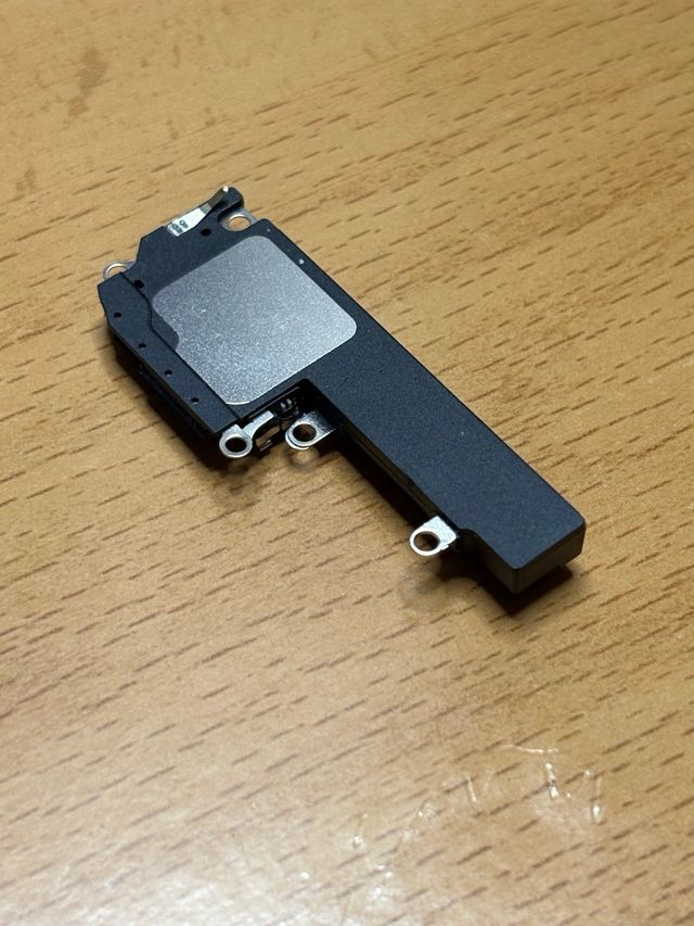 Flex Buzzer iPhone 15