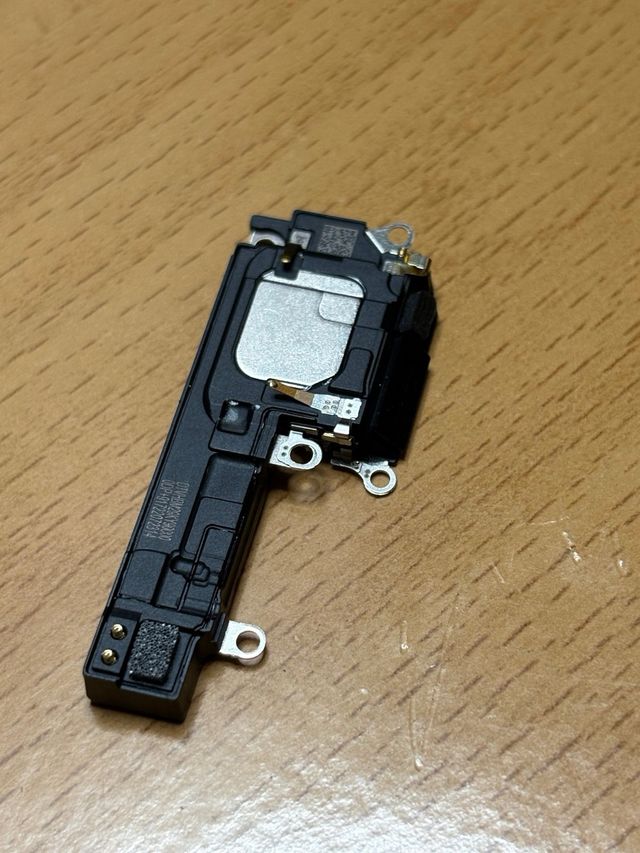 Flex Buzzer iPhone 15