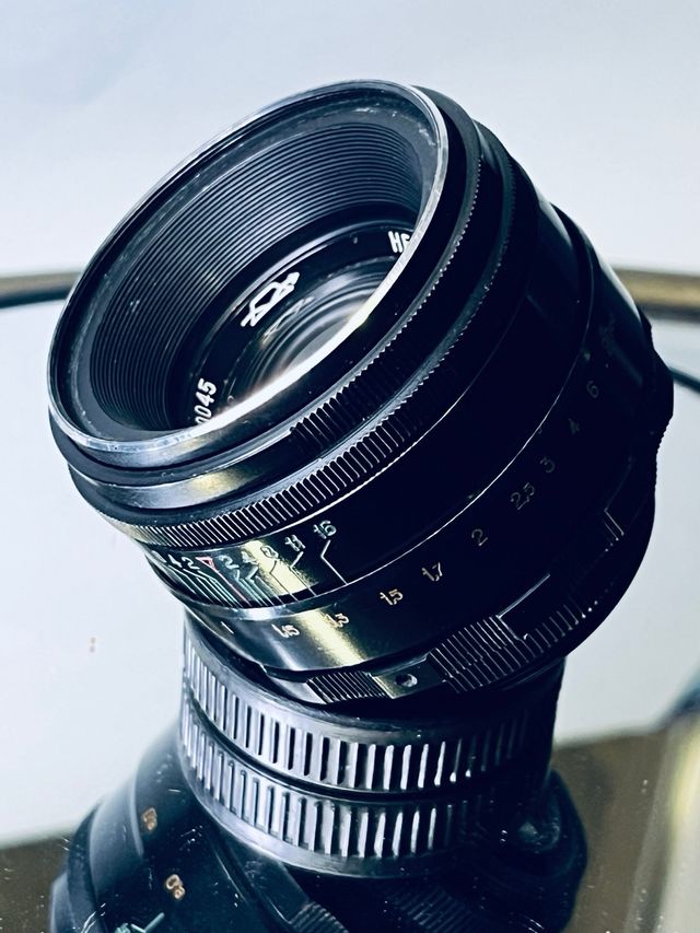 Objetiva Helios 44-2 KMZ para câmeras
