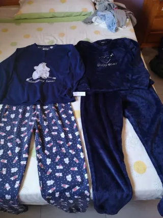 Pijama niña azul y blanco