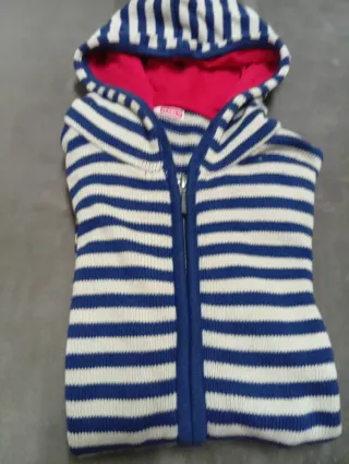 Jersey rayas azul, rojo y blanco