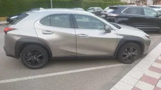 Lexus UX 2020