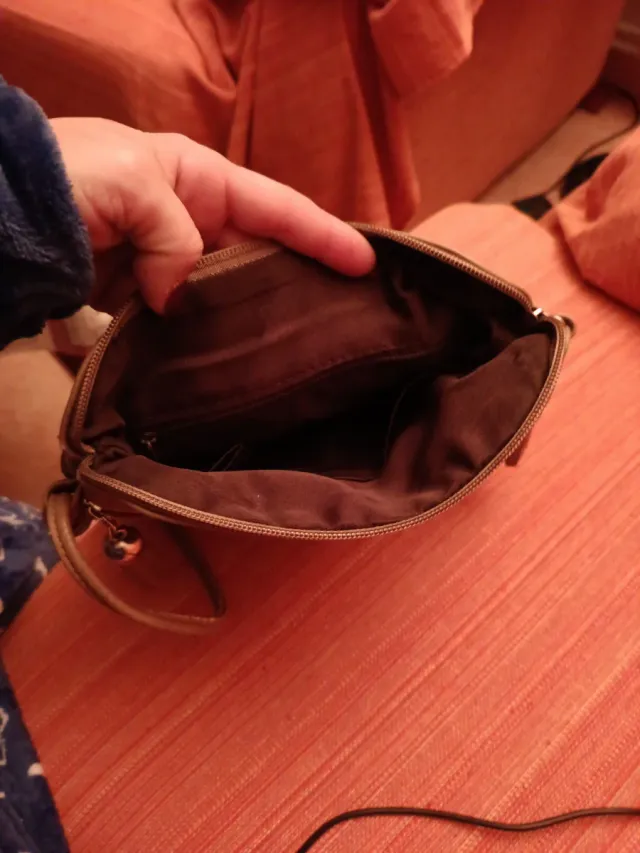 Bolso de polipiel beige